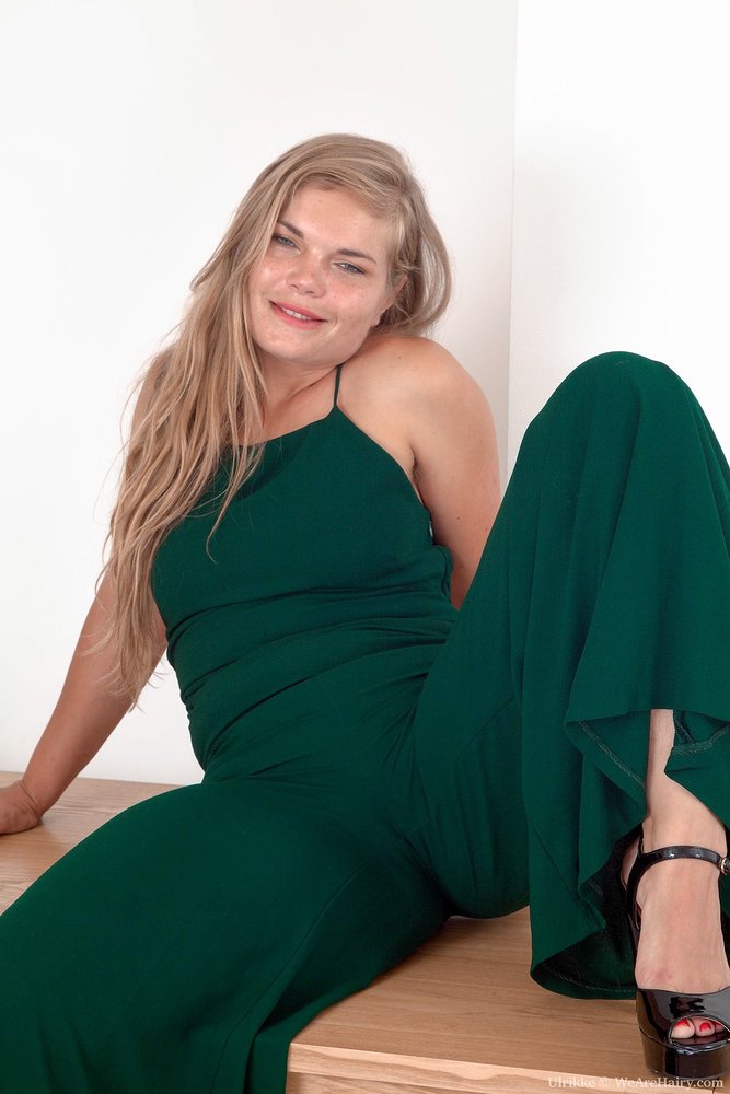 Pinterest Hairy Woman on 4326