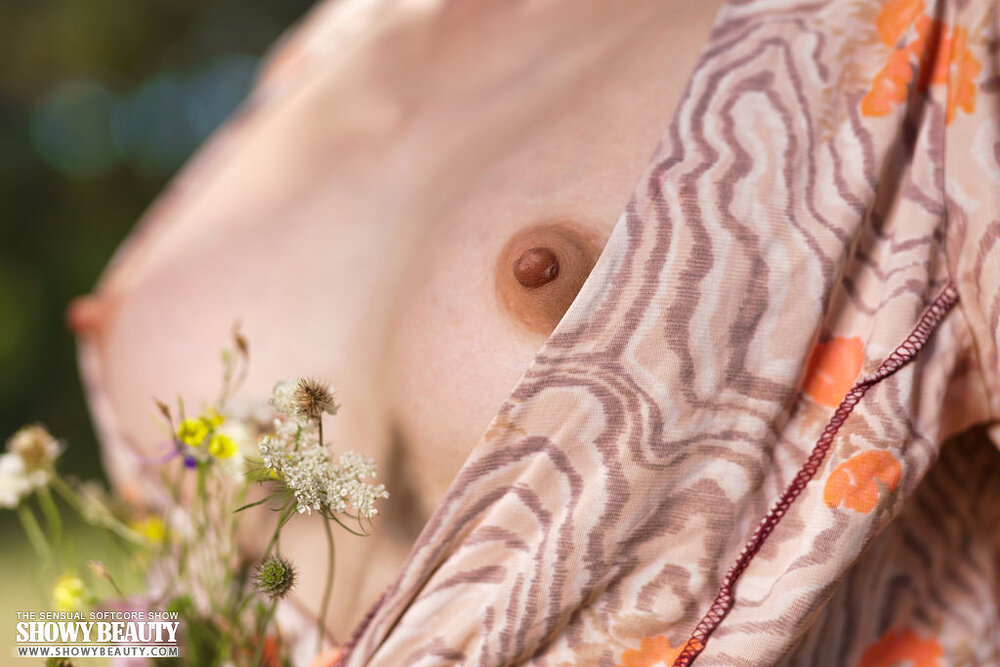 Pinterest Hairy Woman on 2452